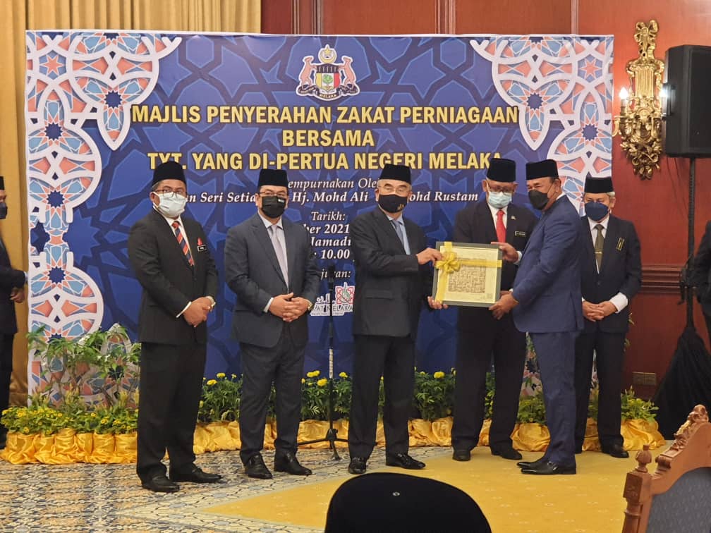 Majlis Penyerahan Zakat Perniagaan oleh 16 Agensi Korporat Negeri Melaka
